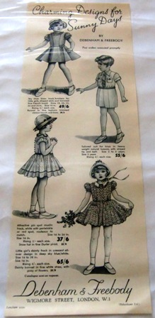 M211M Charming Children design 1944